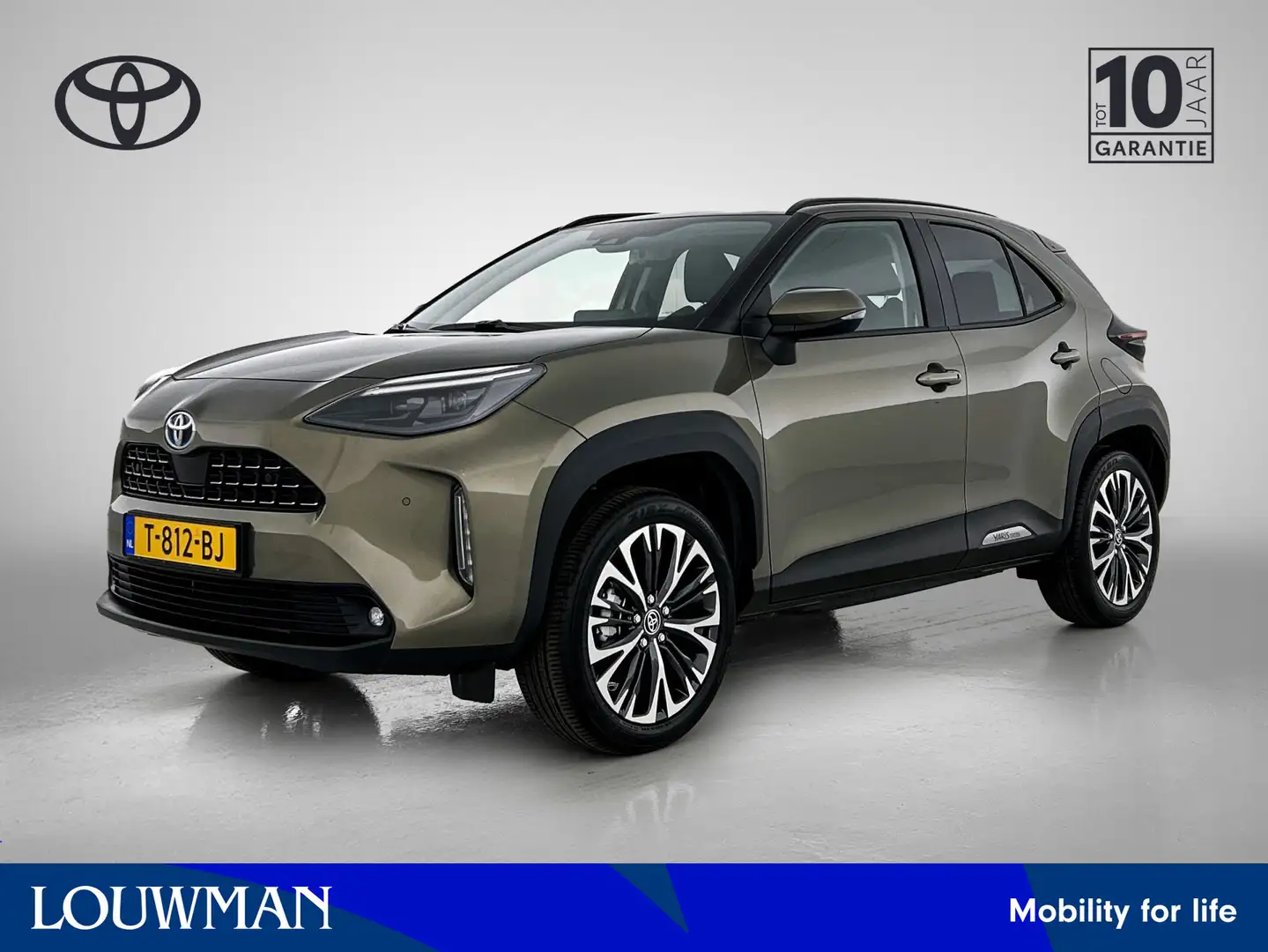 Toyota Yaris Cross 1.5 Hybrid Executive | Blindspot | Apple Carplay | Beige - 1