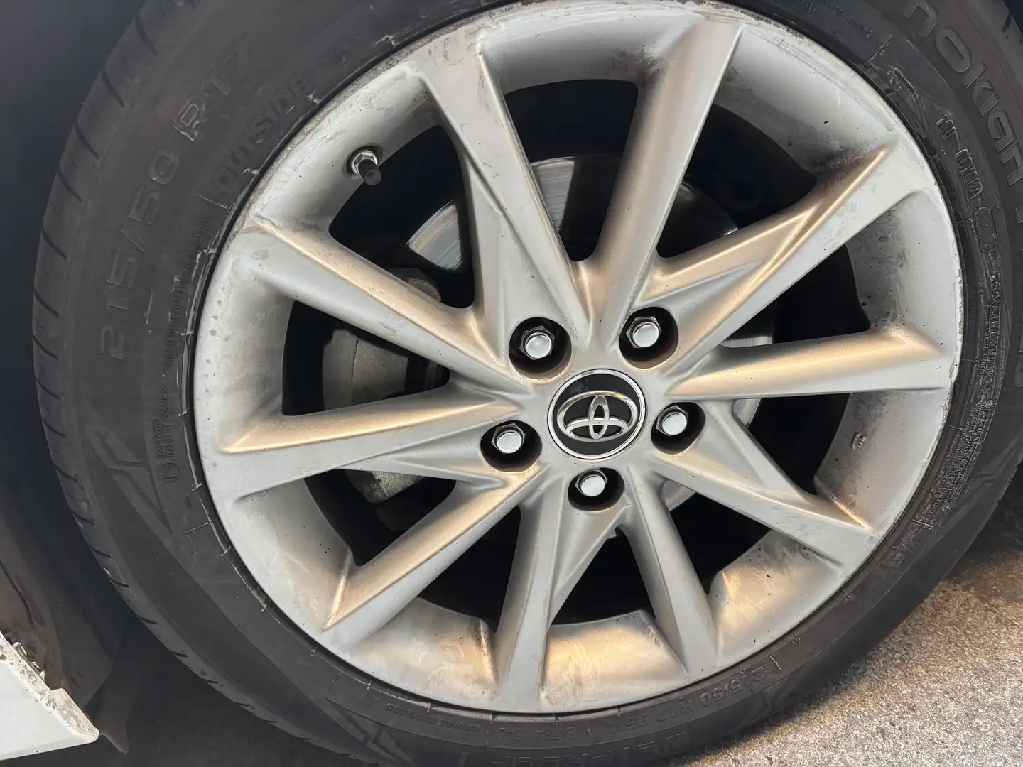 Toyota Prius+ 1.8h Lounge ecvt E6+gpl - 1