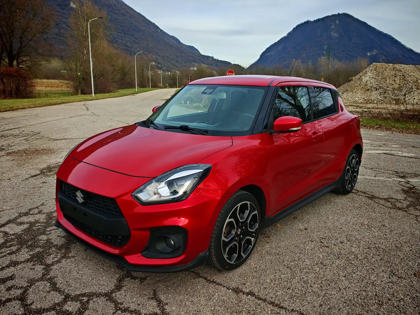 Suzuki Swift Swift 1.4 boosterjet Sport 2wd **PARI AL NUOVO** Rojo - 1