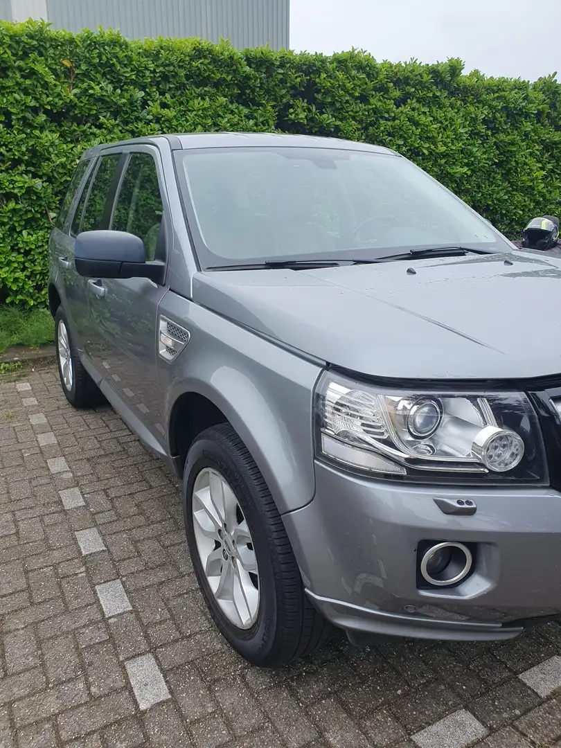 Land Rover Freelander Freelander 2.2 TD4 SE Stříbrná - 1