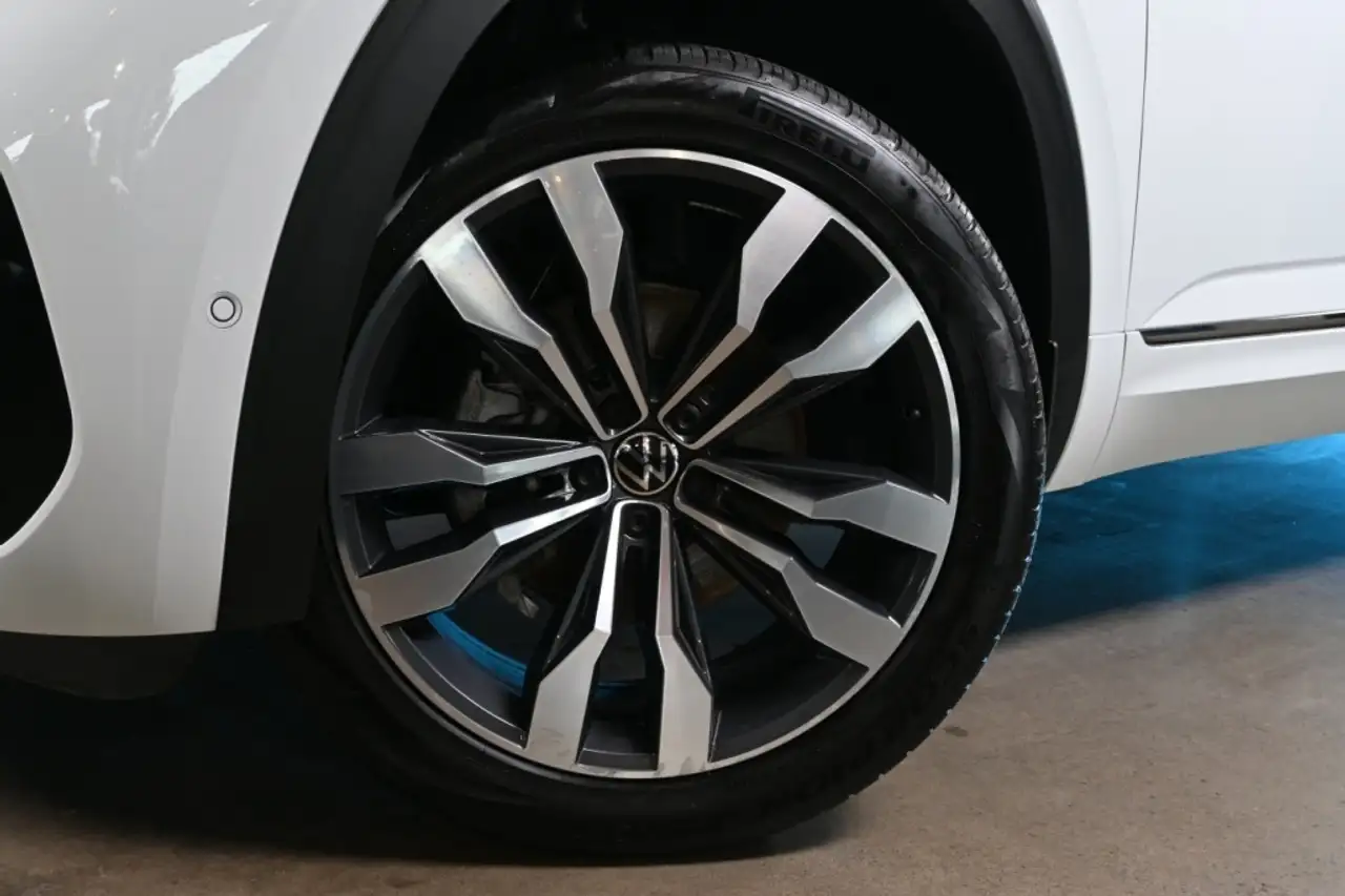 Volkswagen Atlas снимка Volkswagen Atlas