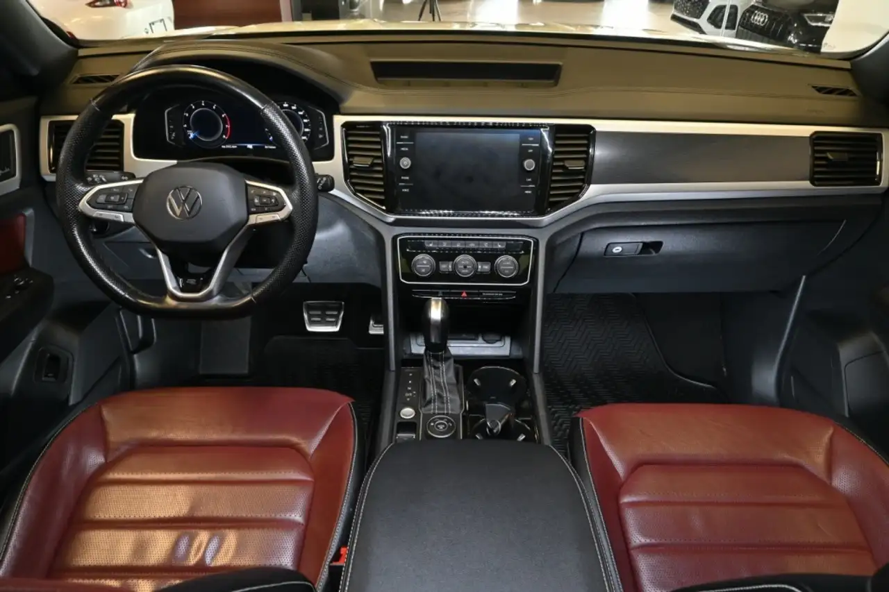 Volkswagen Atlas снимка Volkswagen Atlas