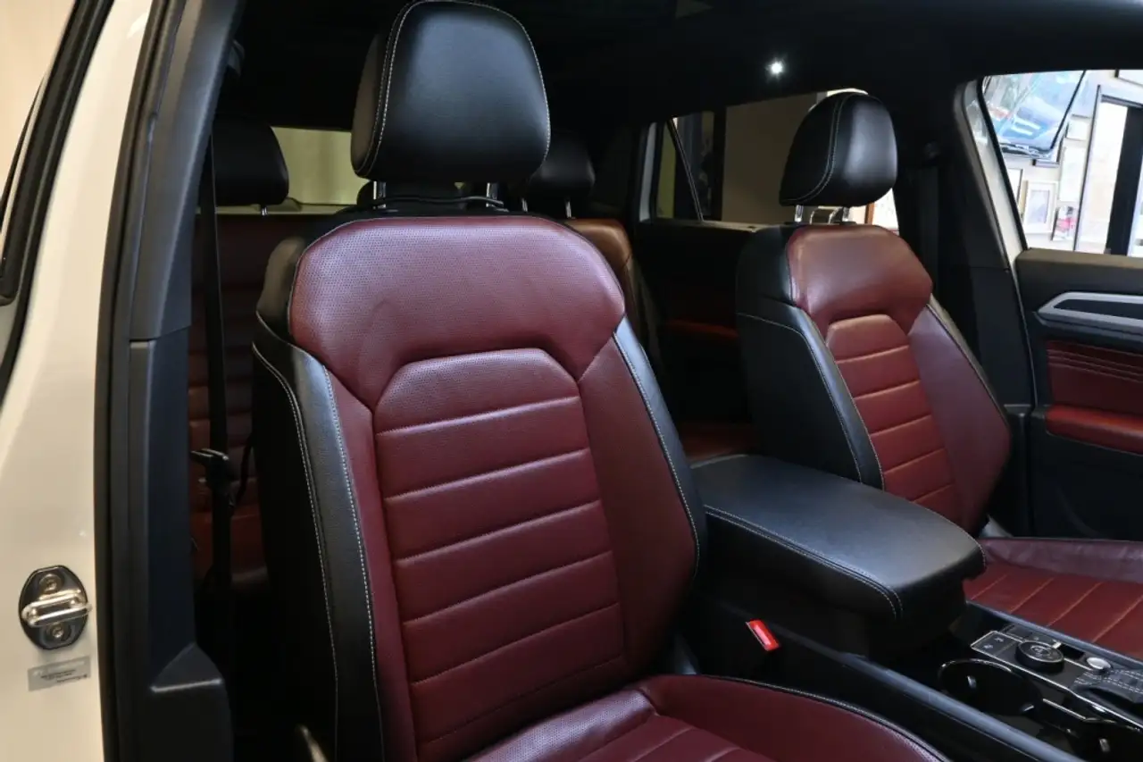 Volkswagen Atlas снимка Volkswagen Atlas