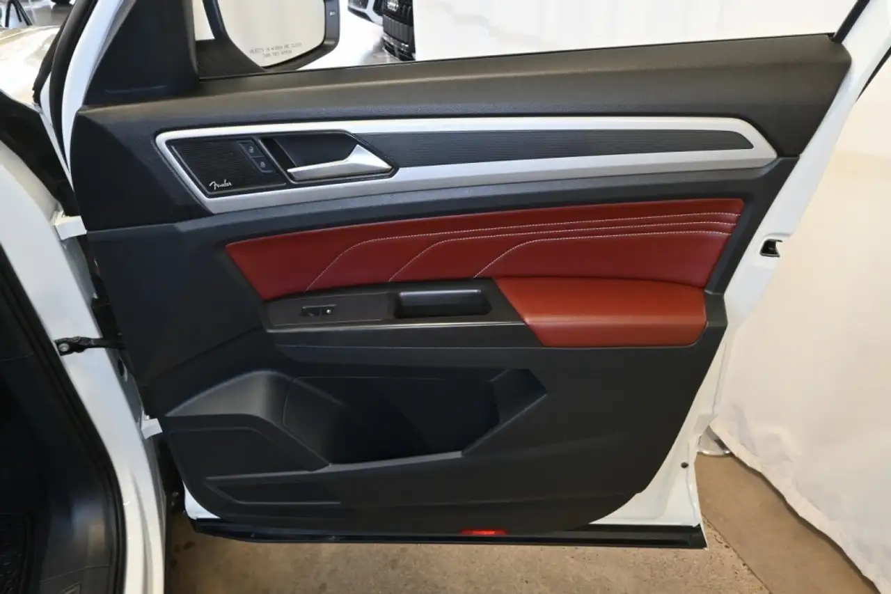 Volkswagen Atlas снимка Volkswagen Atlas