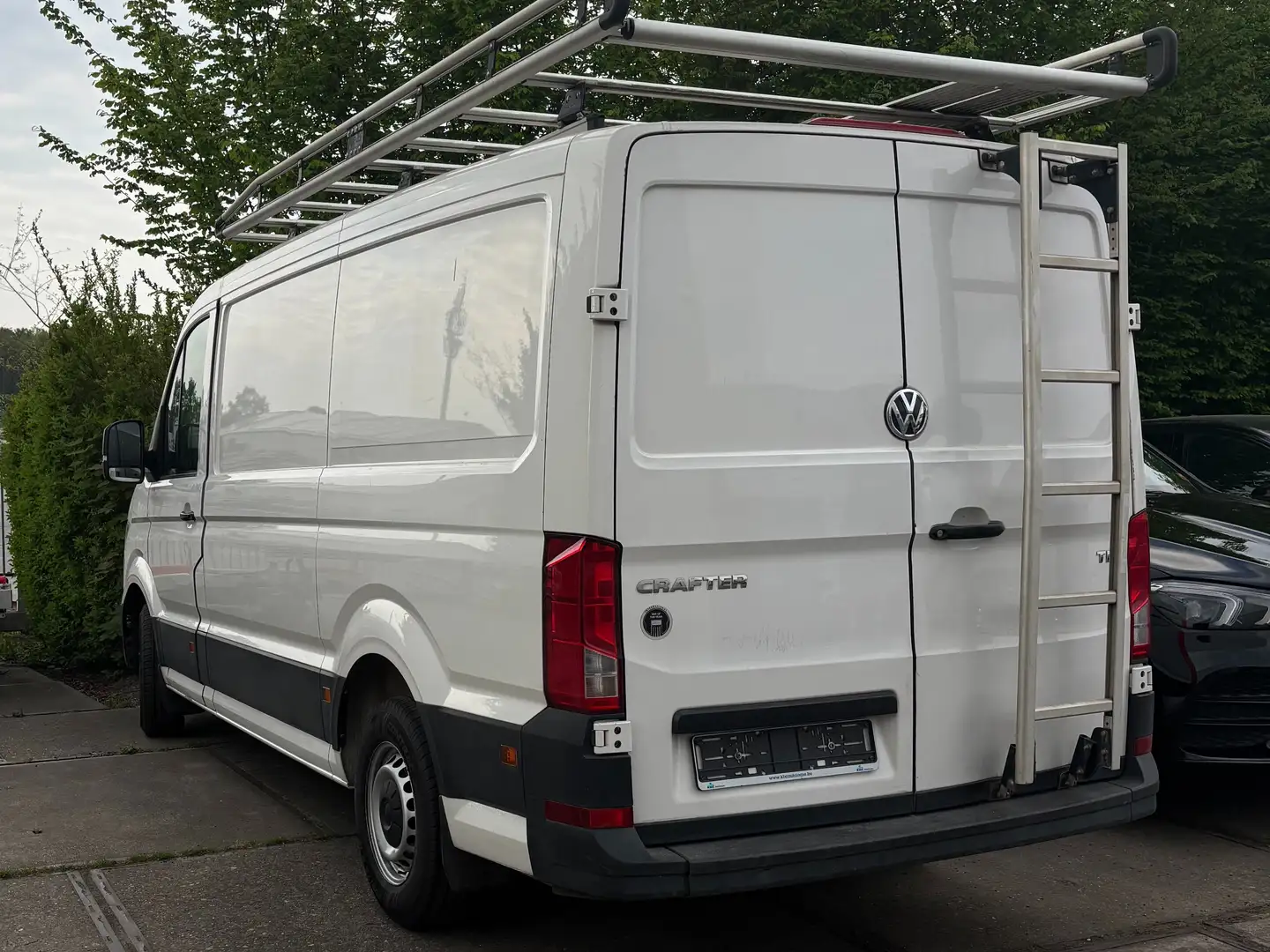 Volkswagen Crafter Model 2018 L2H1/Dakren met ladder/140PK (270) Blanco - 1