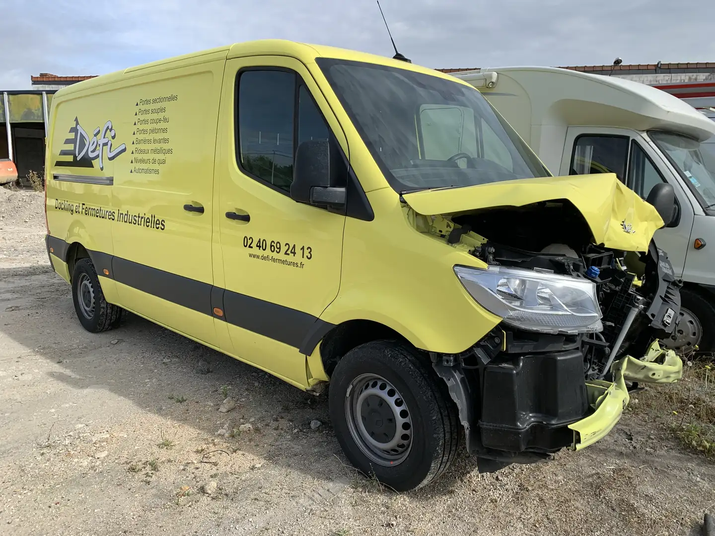 Mercedes-Benz Sprinter 315 CDI 2.0 150 cv  37S 3.5 t  Fourgon Gelb - 1
