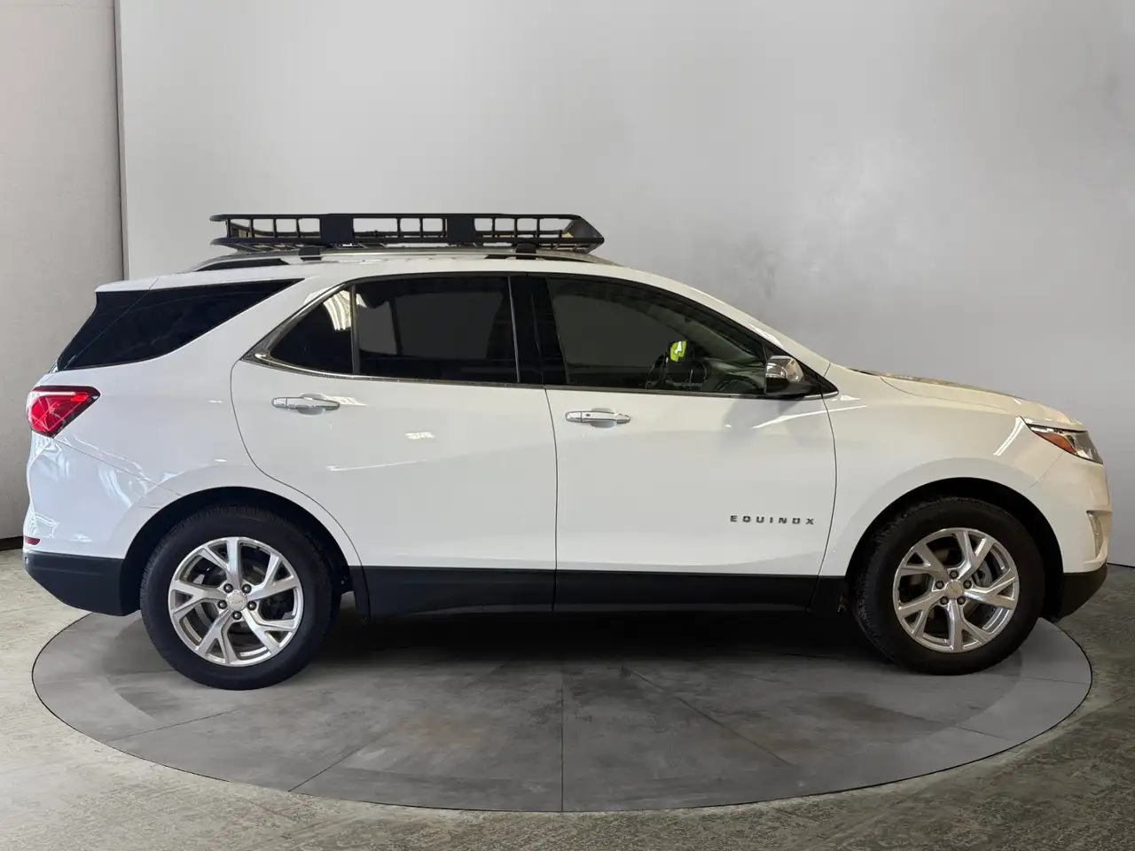 Chevrolet Equinox снимка Chevrolet Equinox