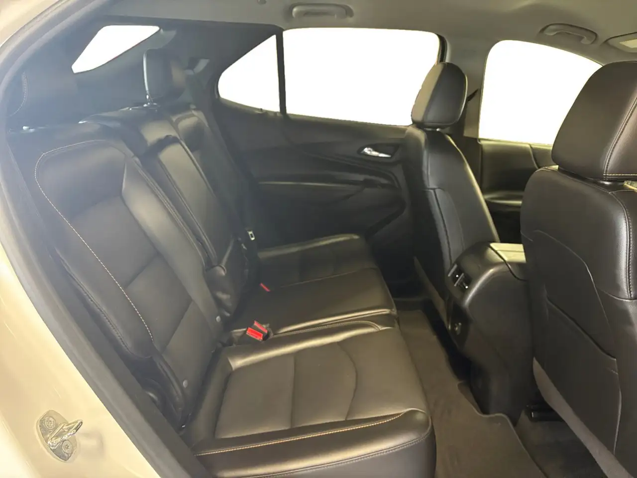 Chevrolet Equinox снимка Chevrolet Equinox