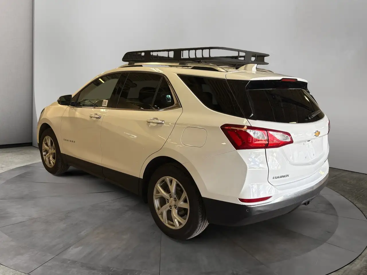 Chevrolet Equinox снимка Chevrolet Equinox