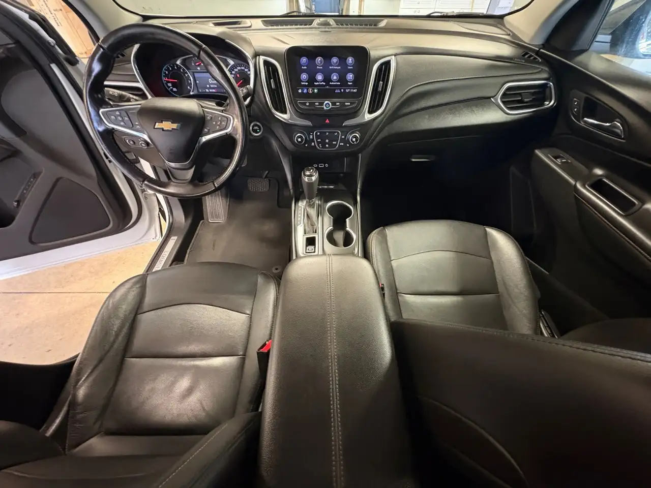 Chevrolet Equinox снимка Chevrolet Equinox