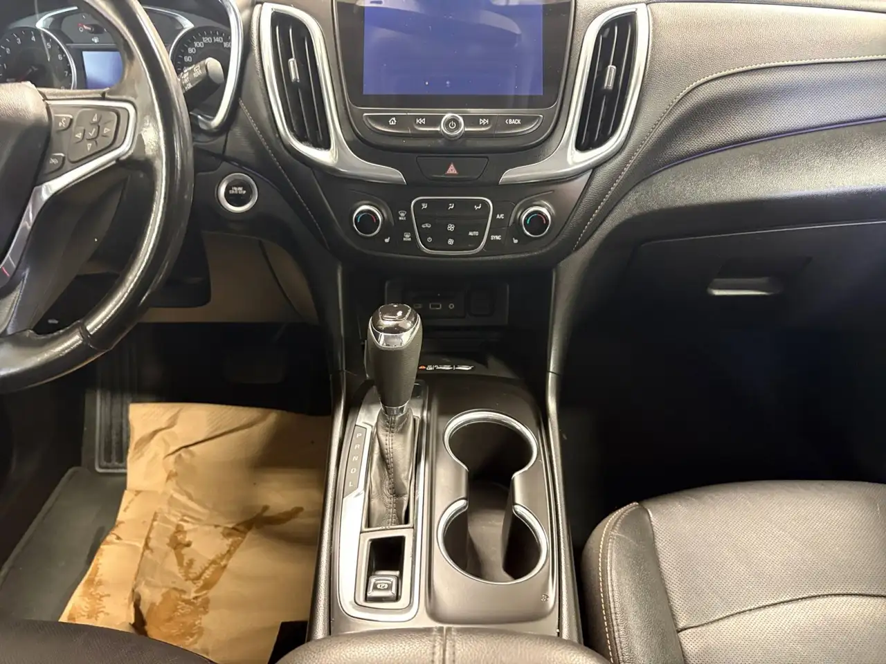 Chevrolet Equinox снимка Chevrolet Equinox