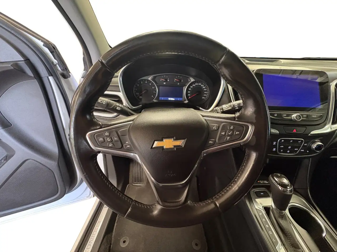 Chevrolet Equinox снимка Chevrolet Equinox