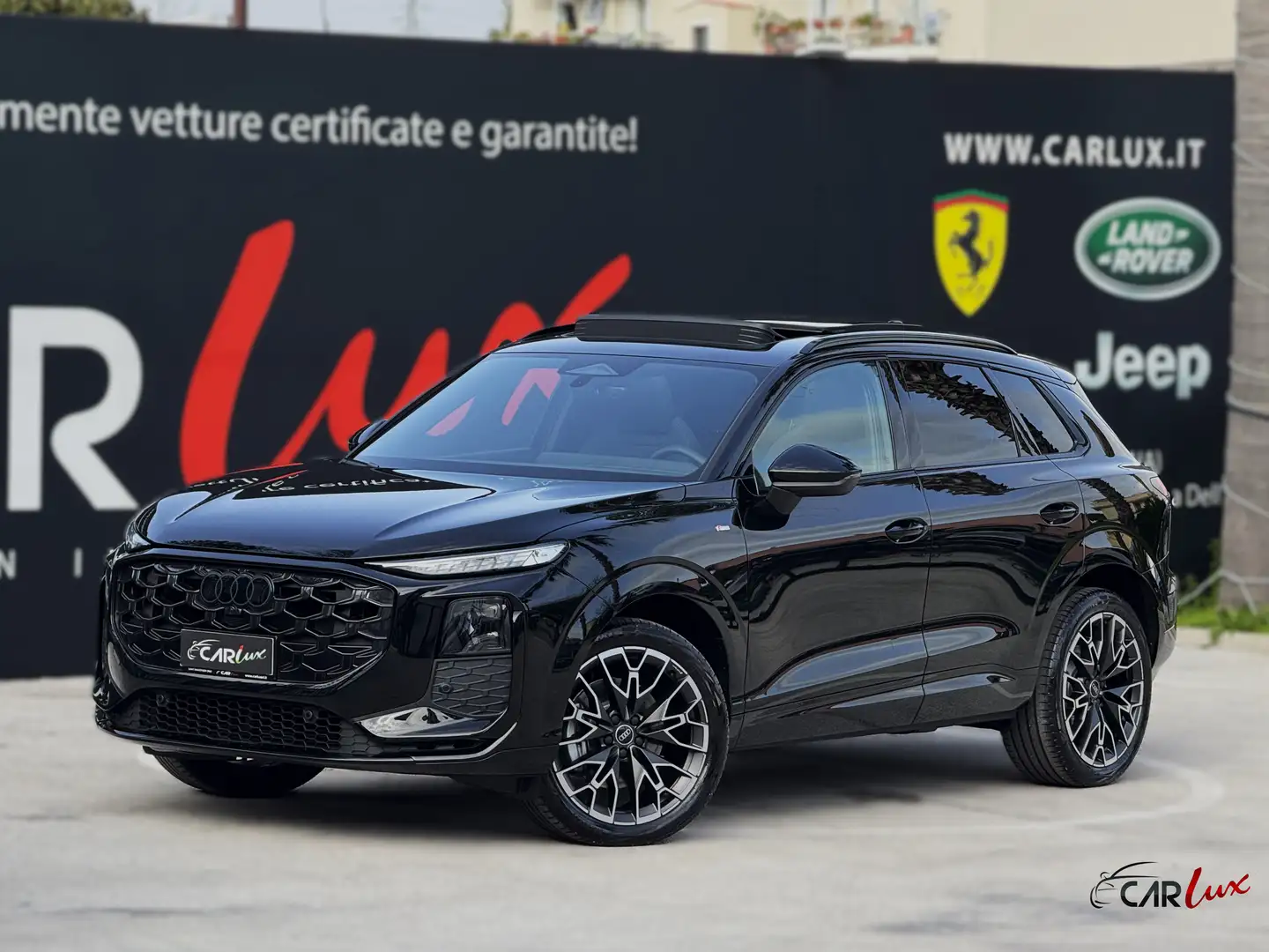 Audi Q3 TDI S line 150CV S-tronic TETTO OLED NEW MODEL Nero - 1