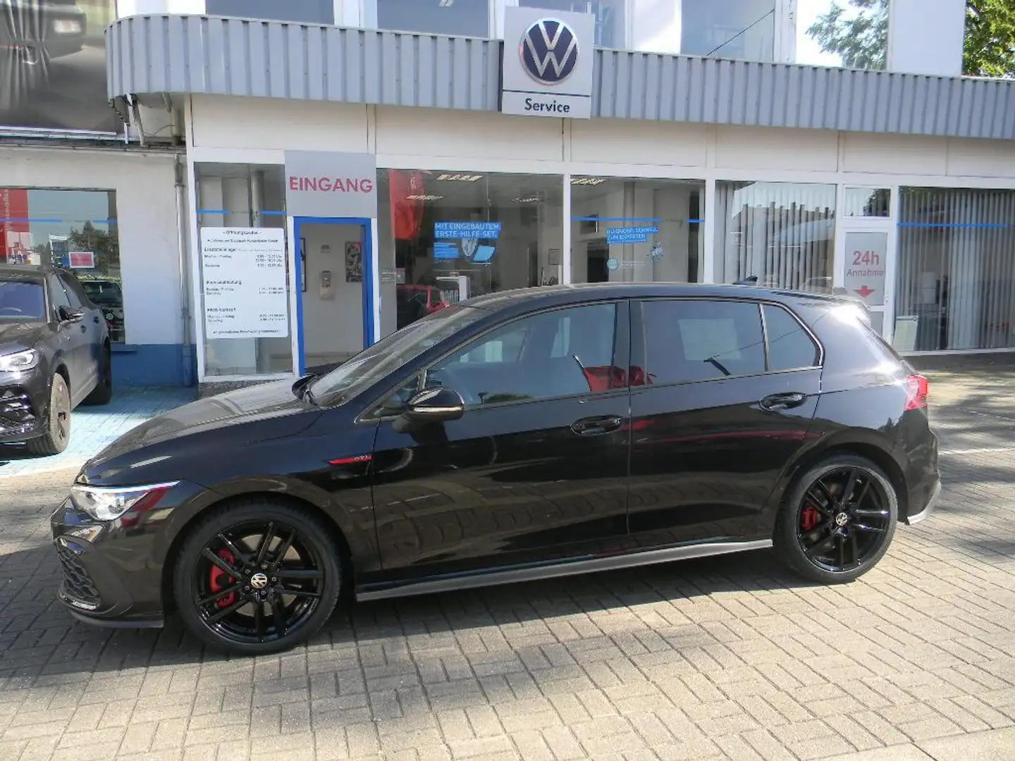 Volkswagen Golf VIII Lim. GTI 2,0 TSI 7 GANG DSG PANO,KAM. Zwart - 1