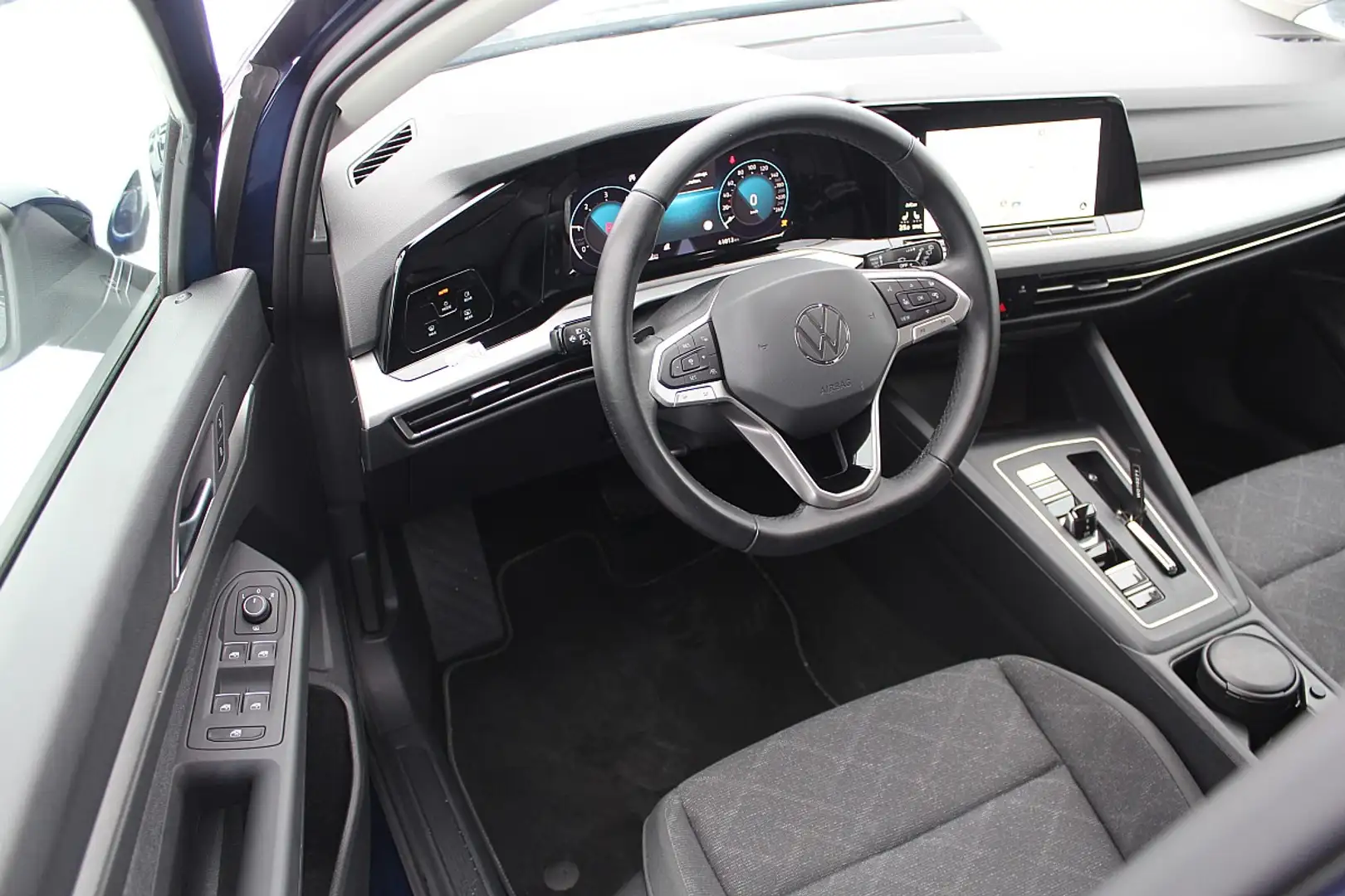 Volkswagen Golf 2,0 TDI Life DSG Digitacho,LED,RFK,ACC,Lane Ass... Blau - 2