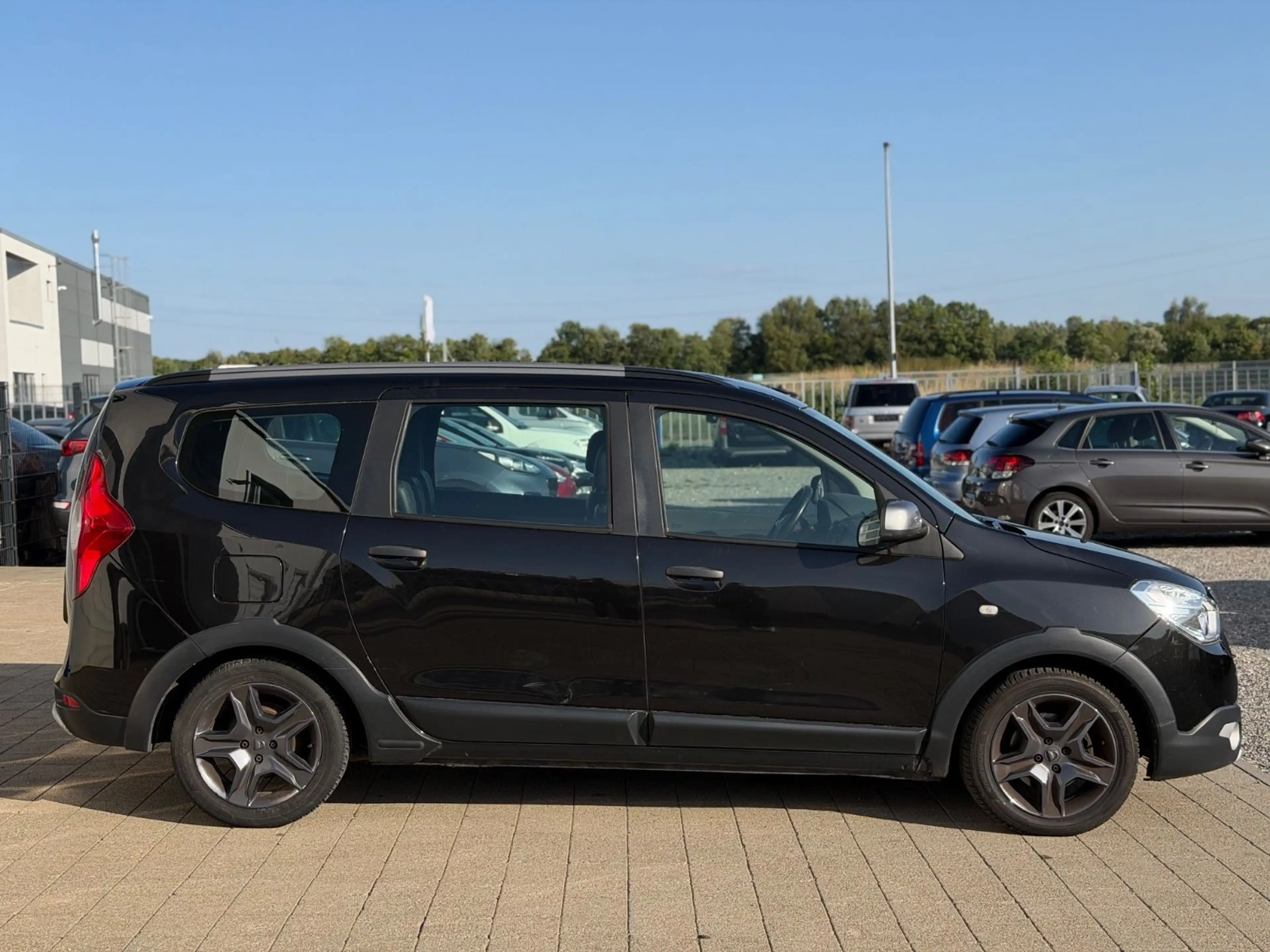 Dacia Lodgy Stepway Celebration 1.5 dCi Klima Kamera — photo 3