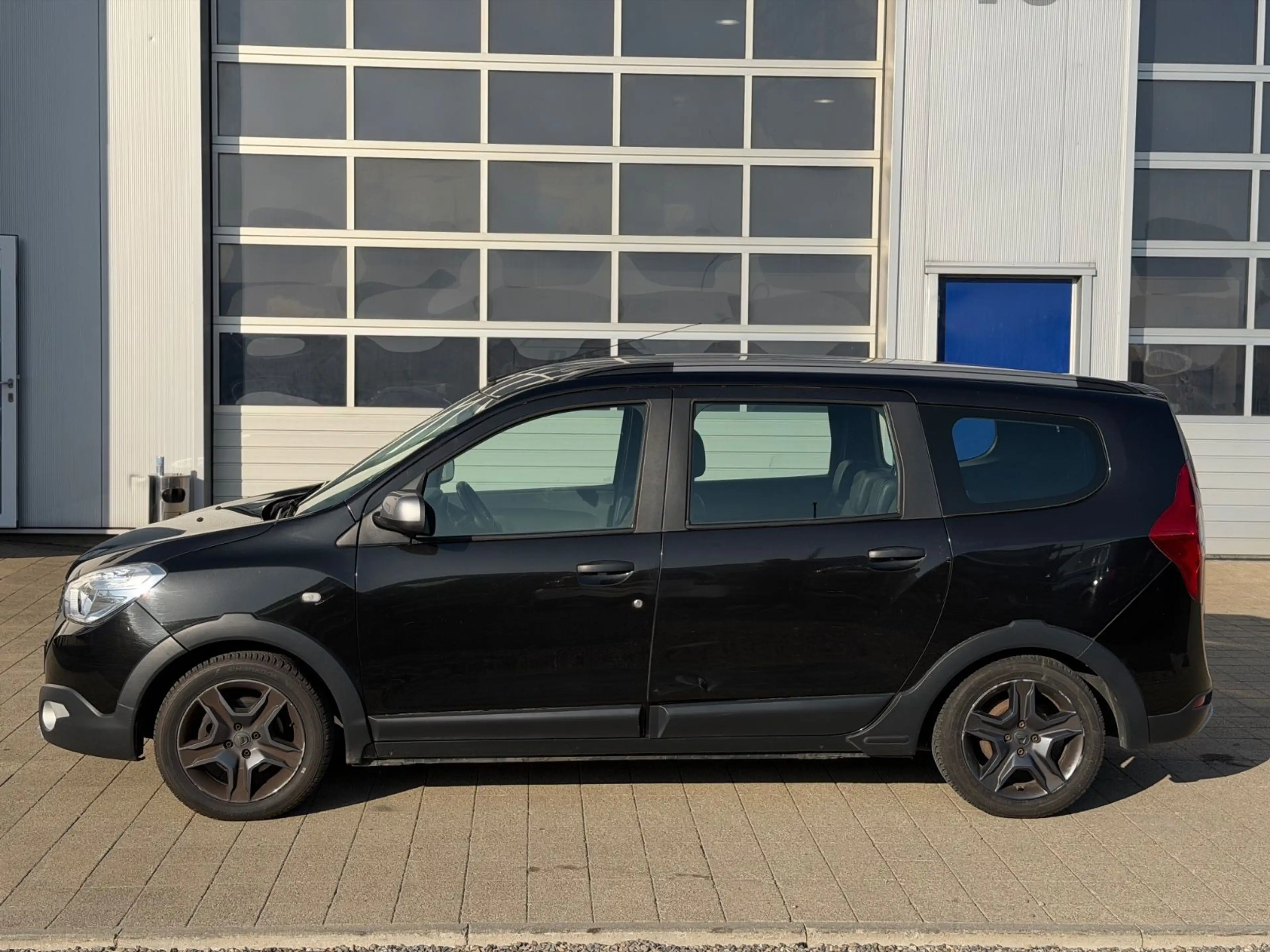 Dacia Lodgy Stepway Celebration 1.5 dCi Klima Kamera — photo 4