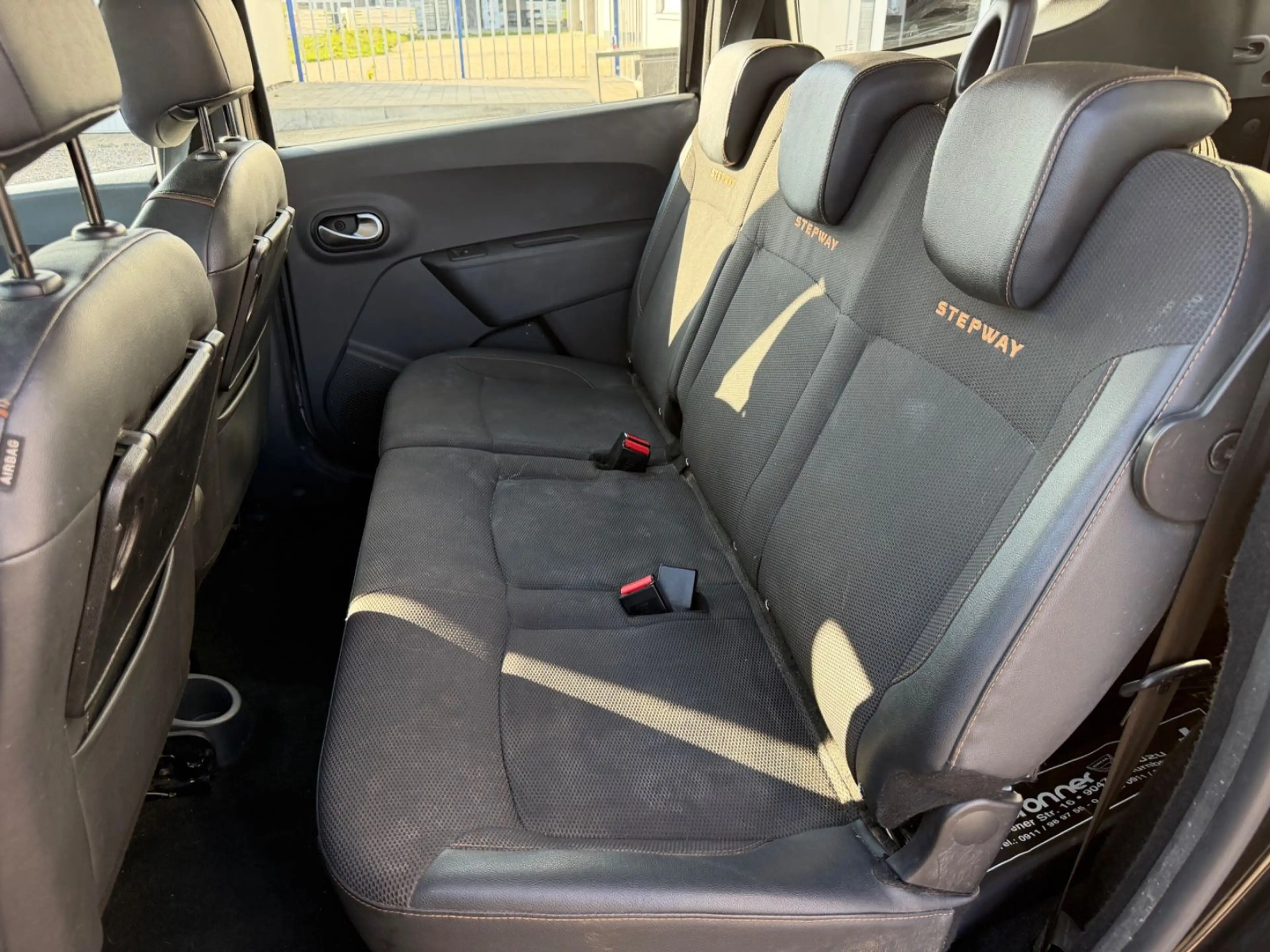 Dacia Lodgy Stepway Celebration 1.5 dCi Klima Kamera — photo 13
