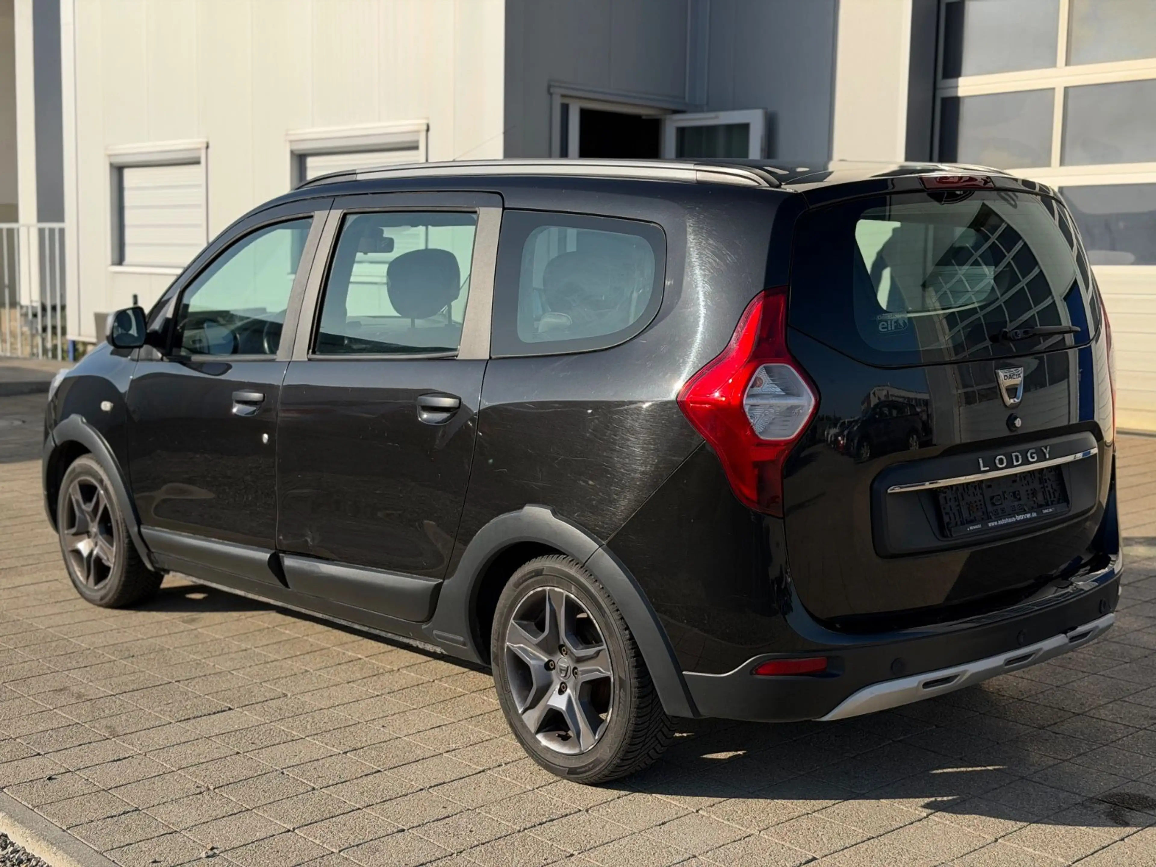 Dacia Lodgy Stepway Celebration 1.5 dCi Klima Kamera — photo 5