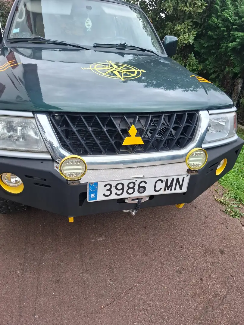 Mitsubishi Montero Montero Sport 3.0 V6 24v GLS K Verde - 1