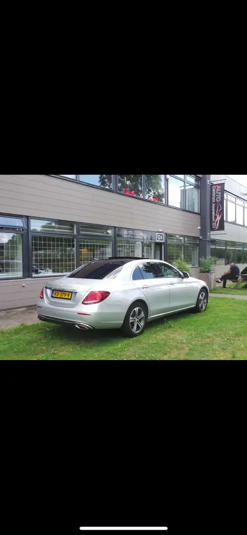 Mercedes-Benz E 220 Prestige Plus Grijs - 2