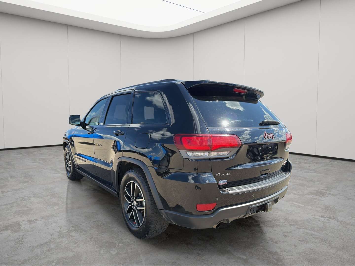 2017 Jeep Grand Cherokee Trailhawk - HEATED SEATS — снимка 1