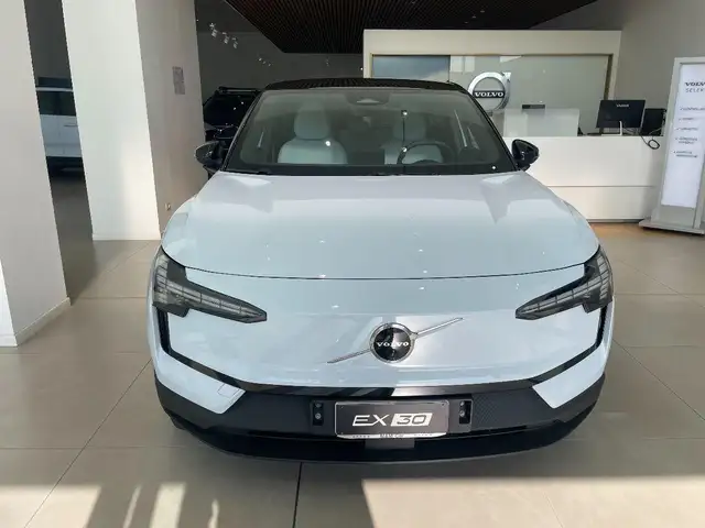 Volvo Single Motor Ext. Range RWD Ultra