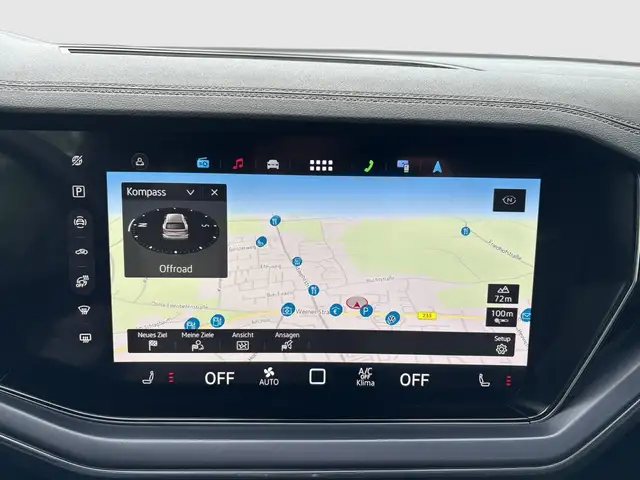 Volkswagen Touareg view 16