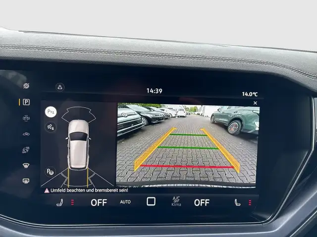 Volkswagen Touareg view 17