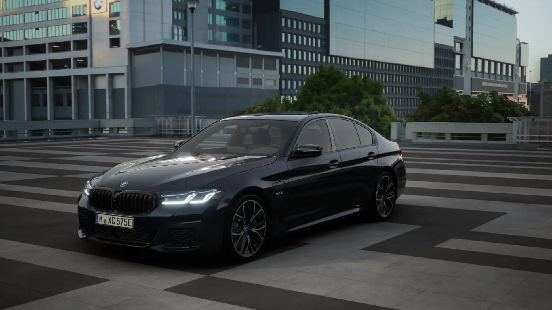 BMW 545 e xDrive Aut. ///M-Sport ACC Laser SpurAss AHK Schwarz - 1