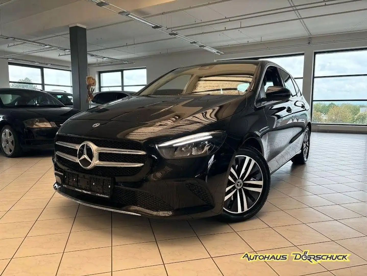 Mercedes-Benz B 200 Automatik NAVI LED. RFK. Ambiente Negru - 1