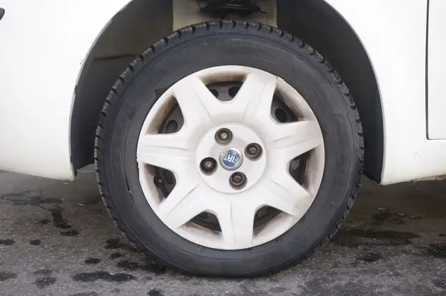 Fiat Punto view 5