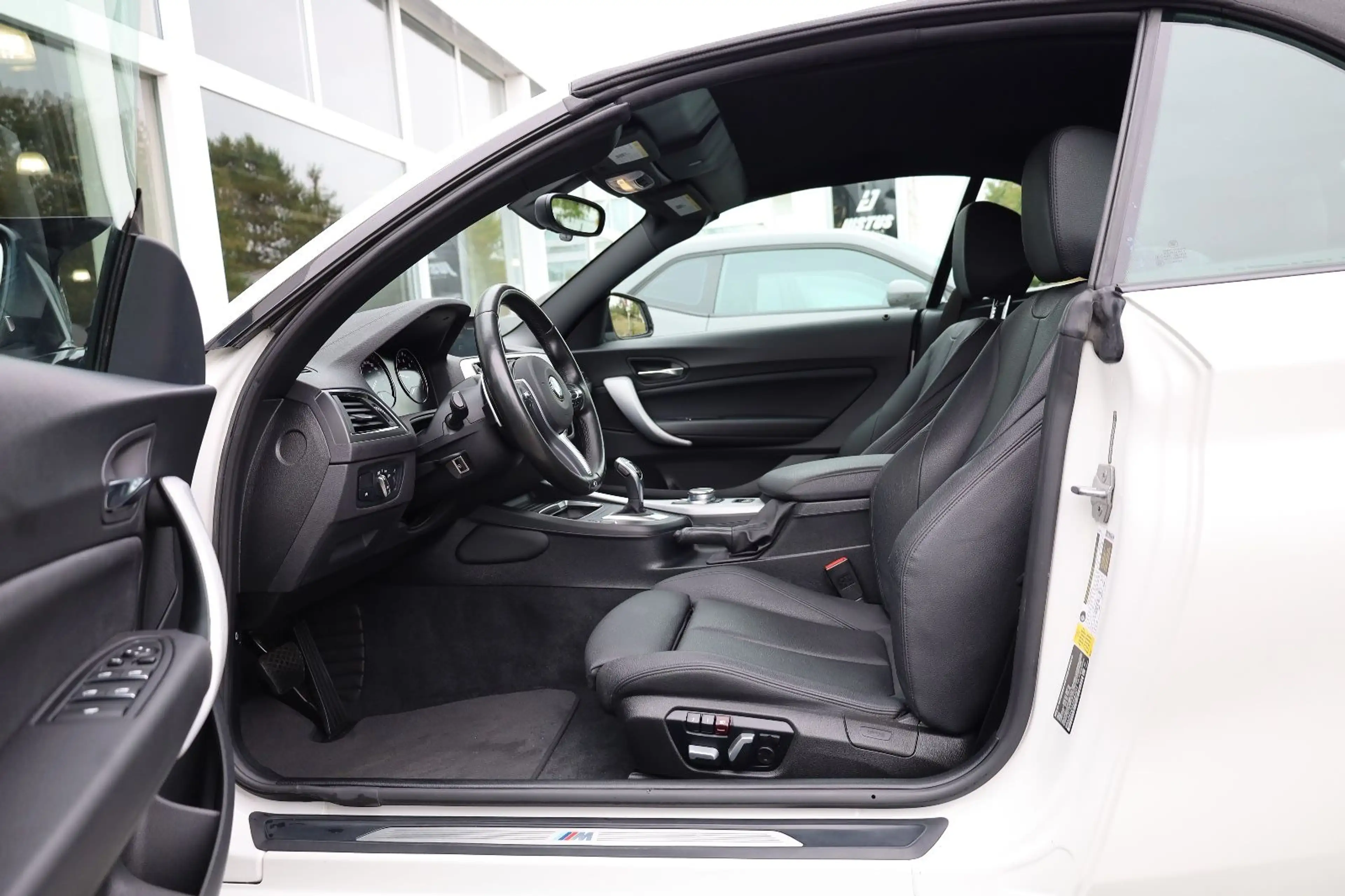 BMW 240 Cabrio/KAMERA/APPLE/LED/SHZ/LHZ/WIFI/R18 — photo 8