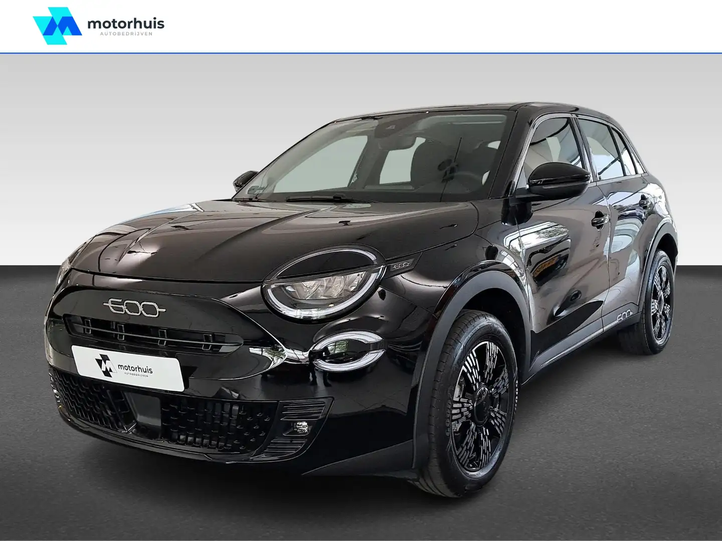 Fiat 600 1.2 Hybrid Turbo Charged 100pk Aut Urban Zwart - 1