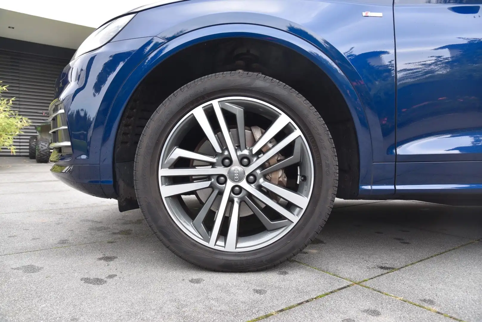 Audi Q5 45 TFSI quattro design *S-LINE/STANDHEIZUNG* Blau - 2