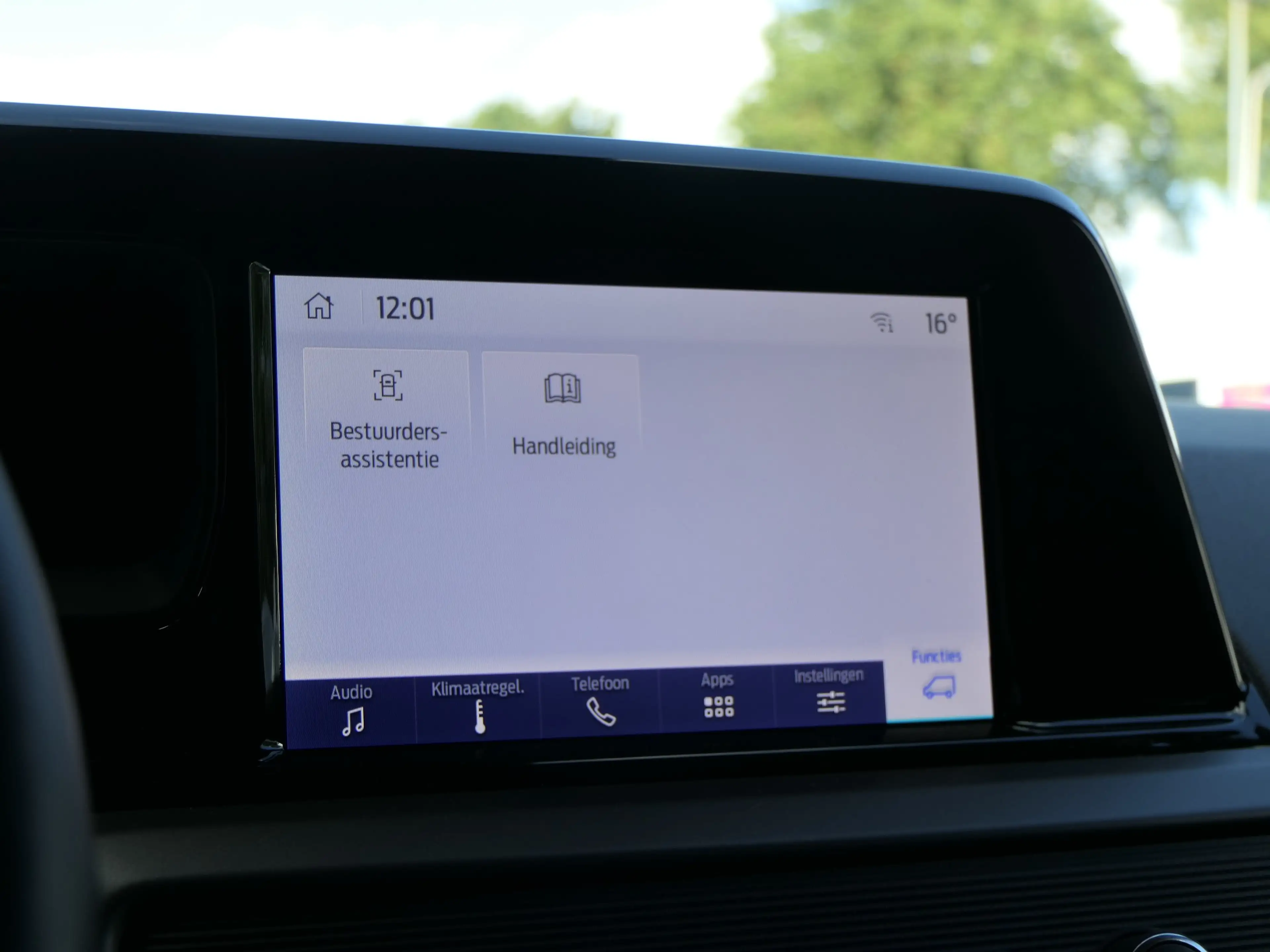 Ford Transit Courier Limited 1.0 EcoBoost | Winter Pack | Navigatie | L — photo 6