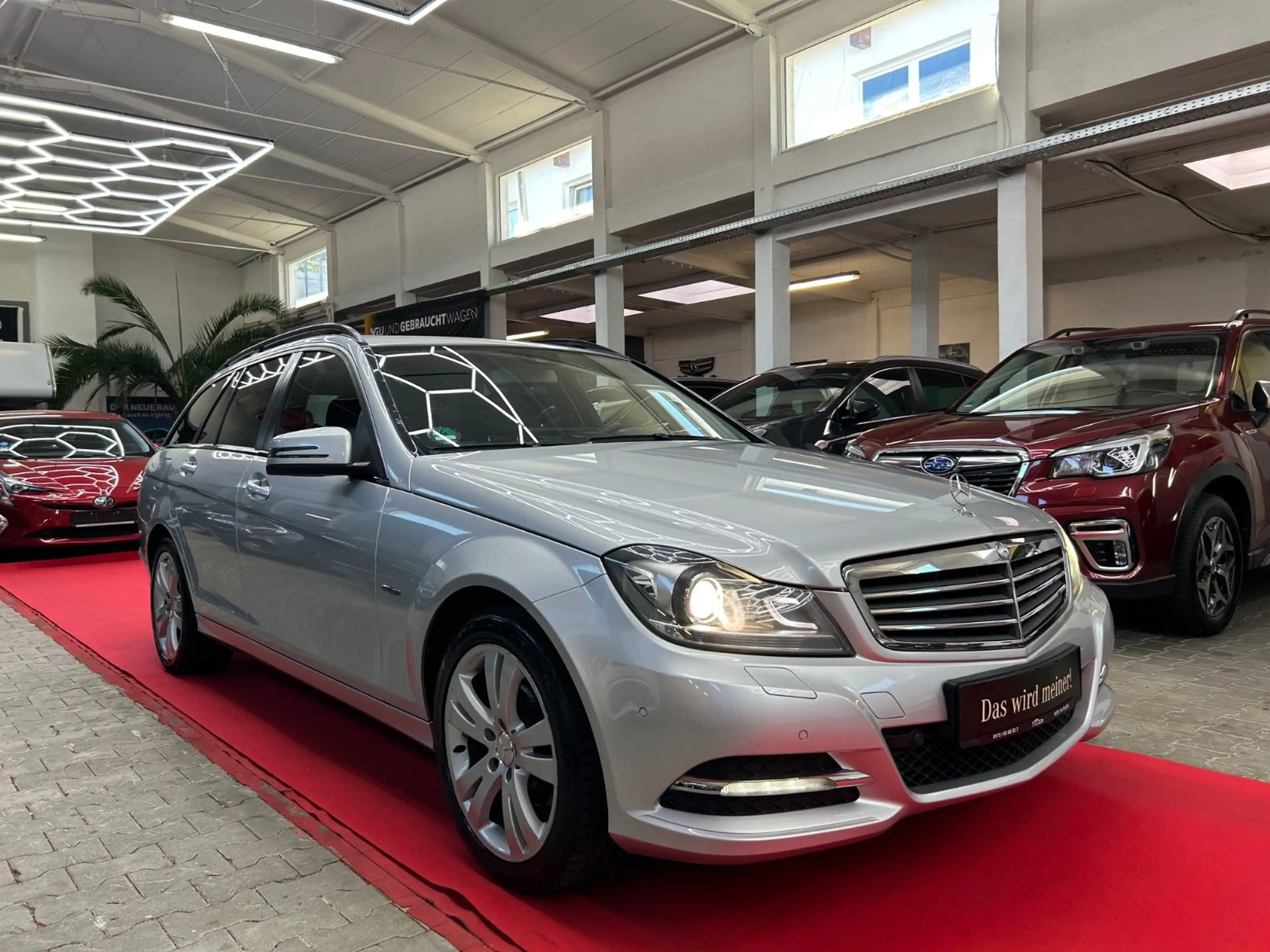 Mercedes-Benz C 180 CGI T*STEUERKETTE NEU*XENON*SD*NAVI* — photo 3