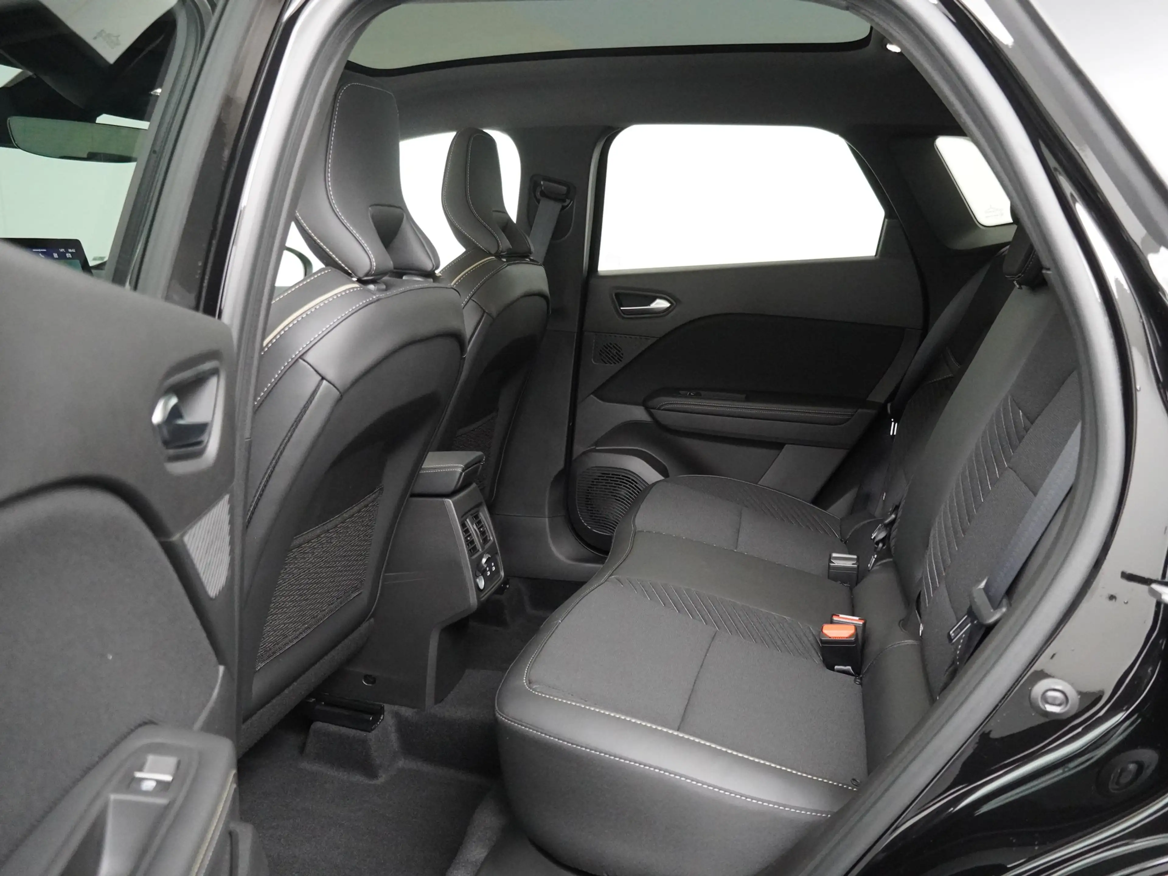 Renault Symbioz Iconic | Achteruitrijcamera | Active driver assist — photo 14