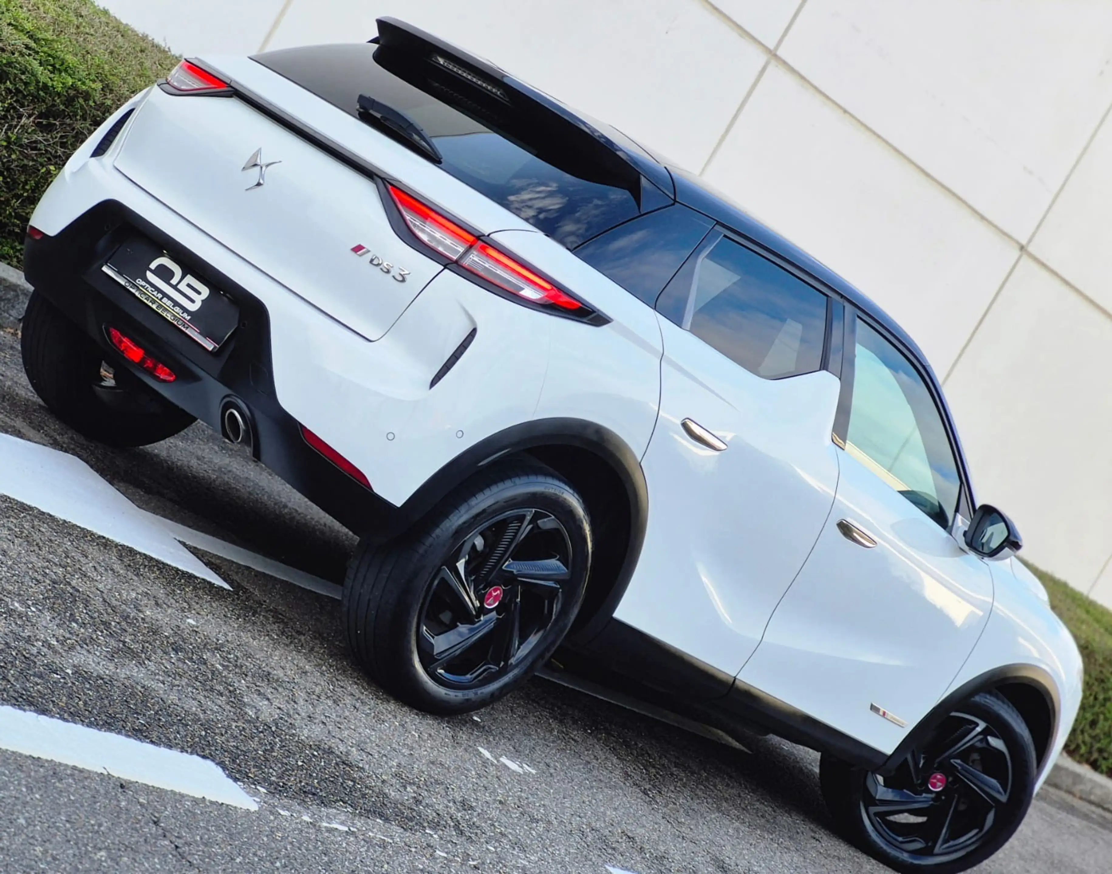 DS Automobiles DS 3 Crossback *** Performance Line + Full option - 1 owner *** — photo 2