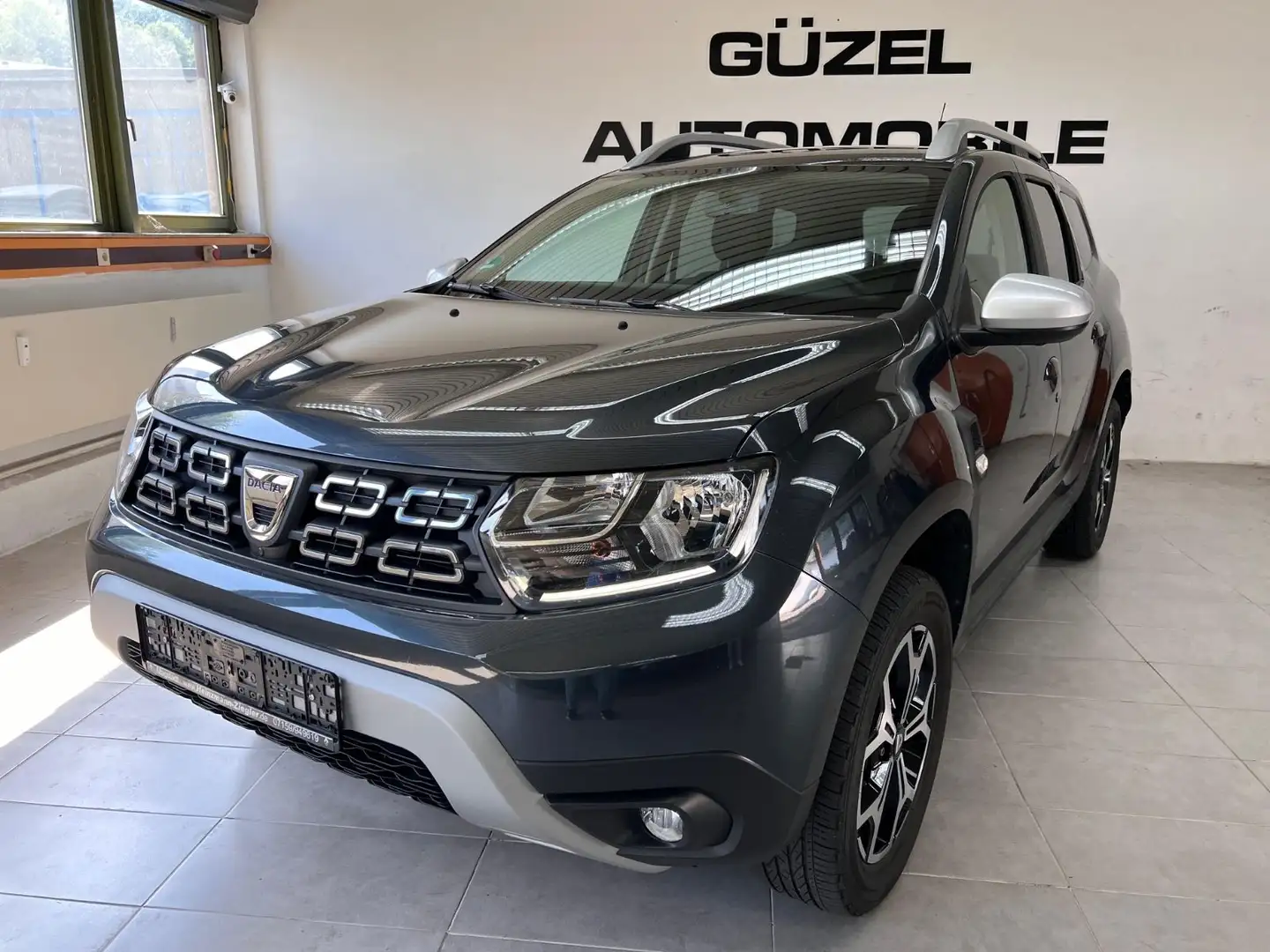 Dacia Duster II Access*KLIMA*NAVI*KAM*AHK*TAOUCH* Grau - 2