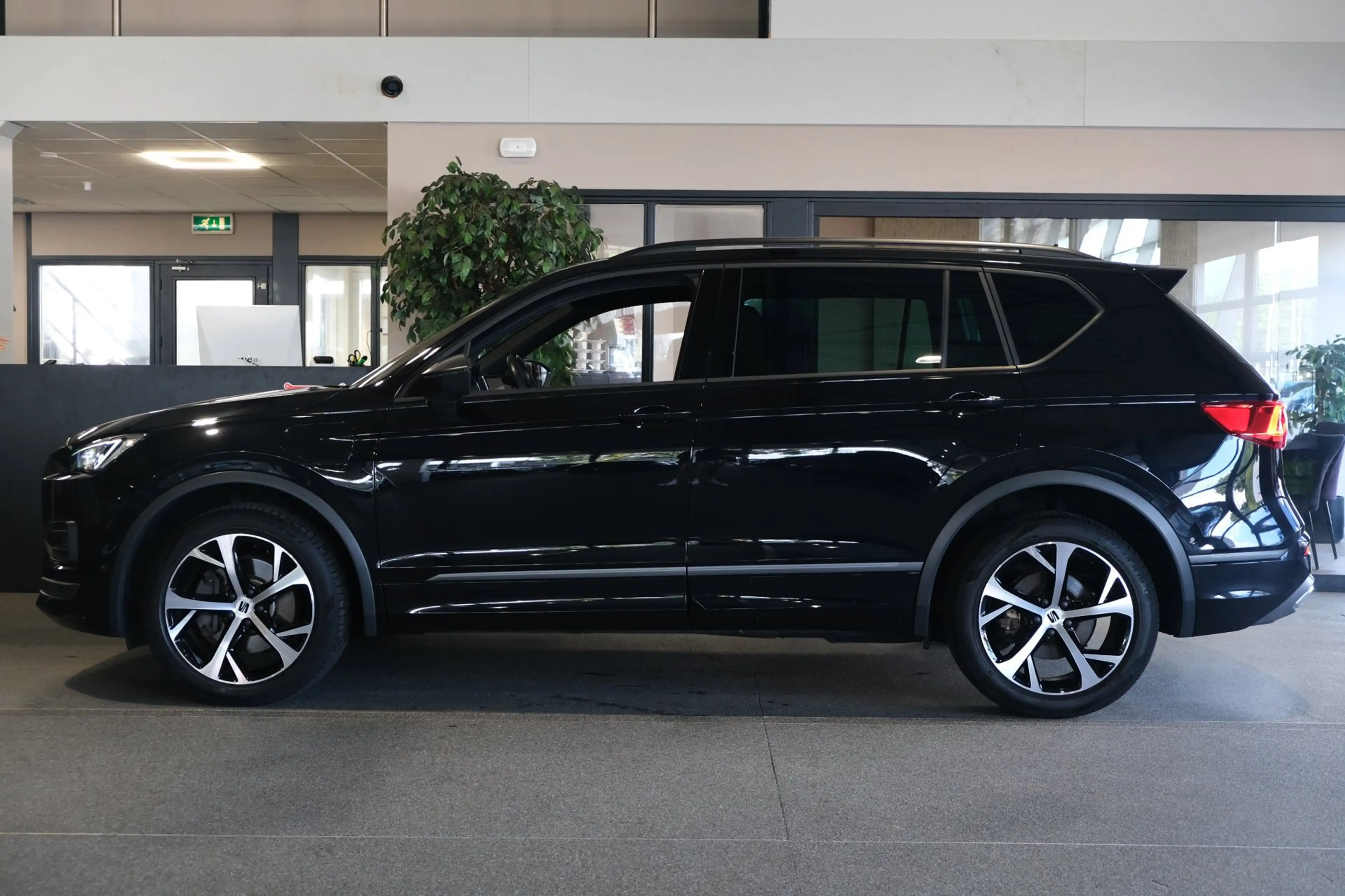 SEAT Tarraco 1.4 TSI e-Hybrid PHEV FR 245PK Pano Trekhaak Led C — photo 9