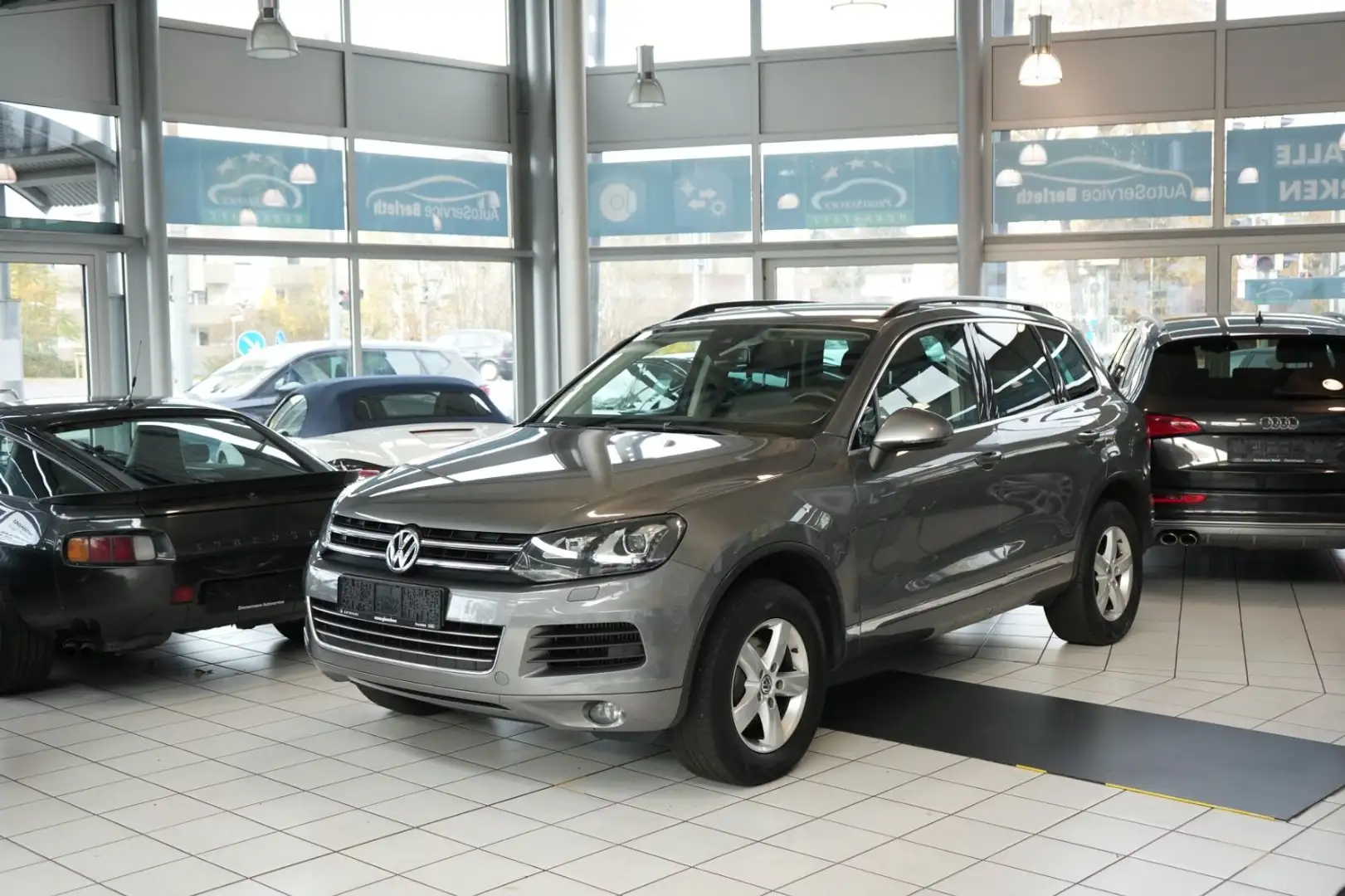 Volkswagen Touareg V6 TDI BMT ACC Grau - 1