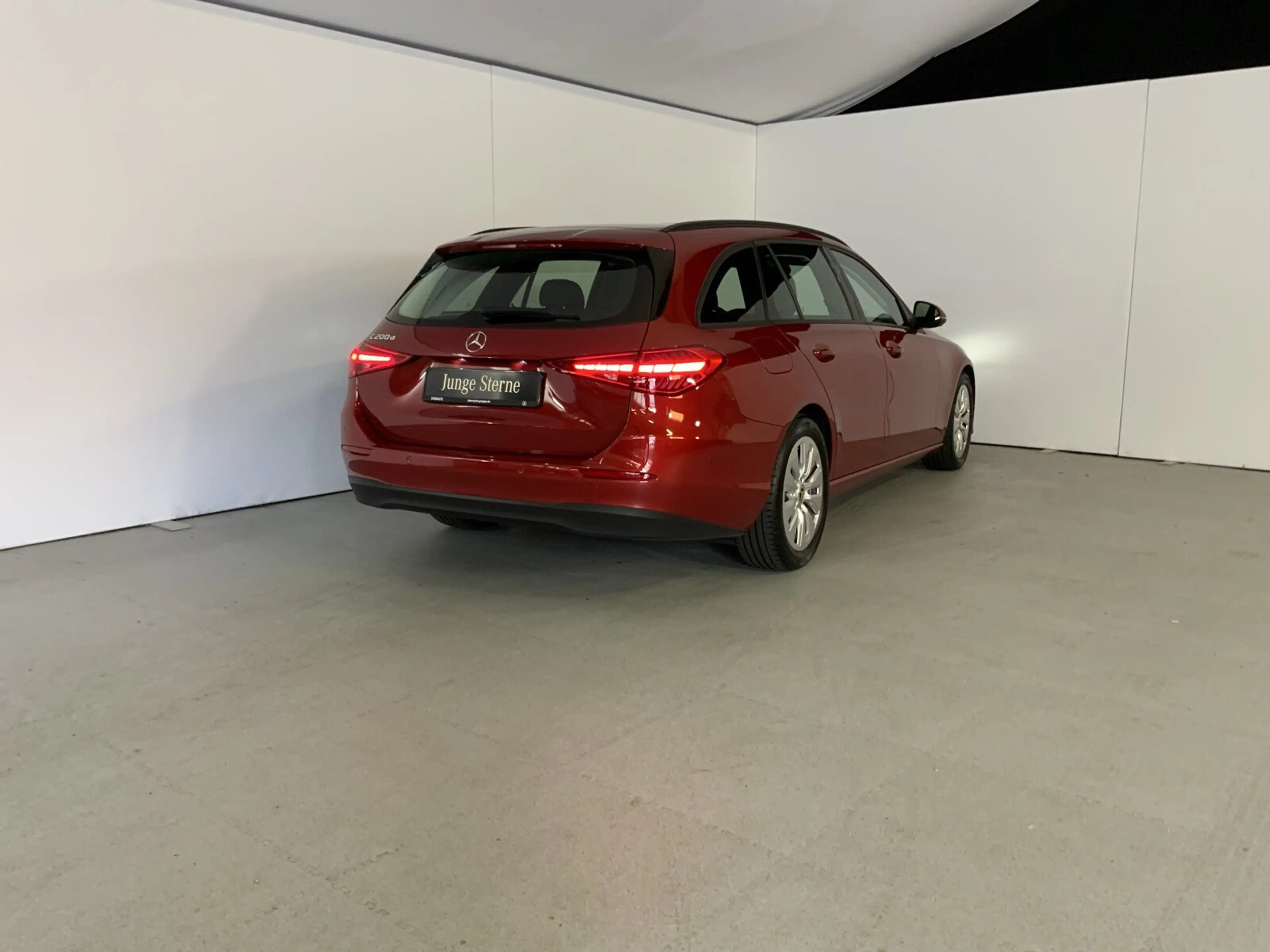 Mercedes-Benz C 200 C 200 d T LED Totwinkel DISTRO RüKa AppleCarPlay — photo 5