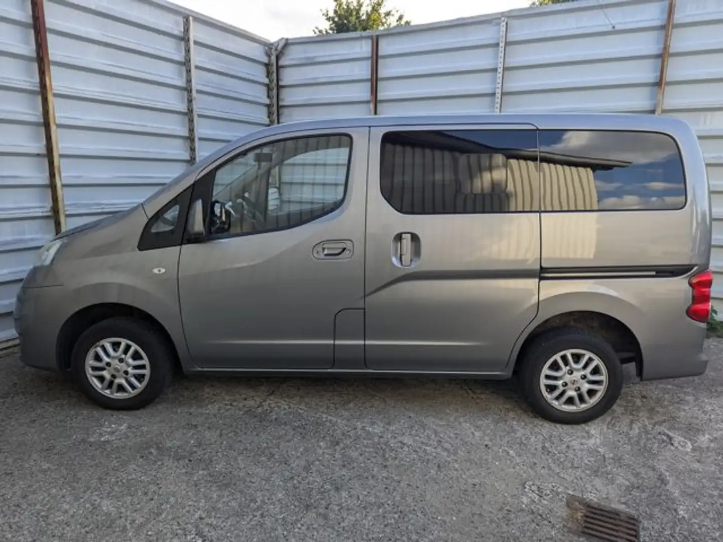 Nissan NV200 /Evalia Tekna*1 Hand*7 Sitze*Klima*Kamera* Grau - 2