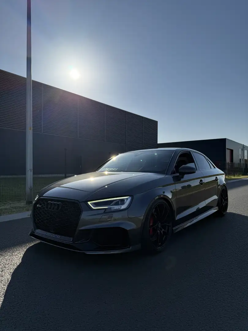 Audi RS3 2.5 TFSI RS3 quattro Grijs - 1