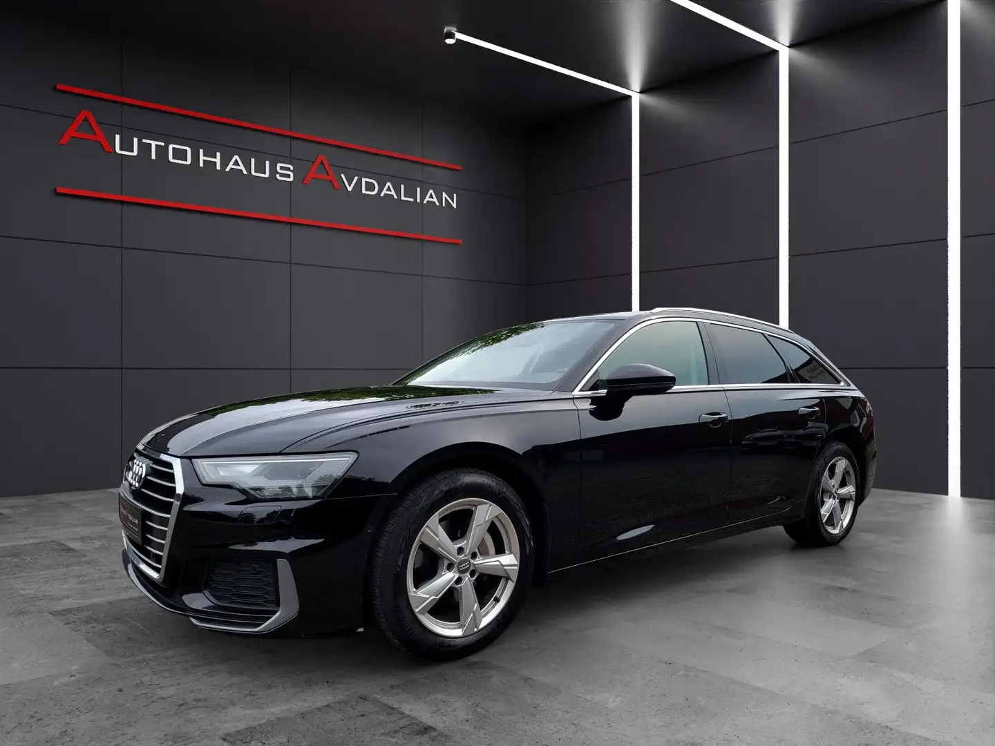 Audi A6 Avant 40 TDI qu. S line 360°|LED|NAVI|18'' Noir - 1