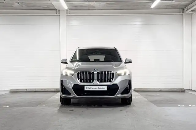 BMW X1 view 6