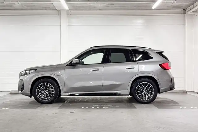 BMW X1 view 2