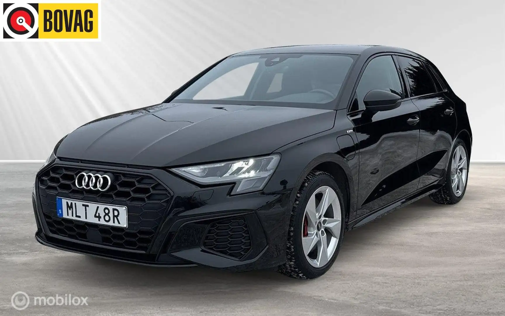 Audi A3 Sportback 45 TFSI e S edition Competition Schwarz - 1