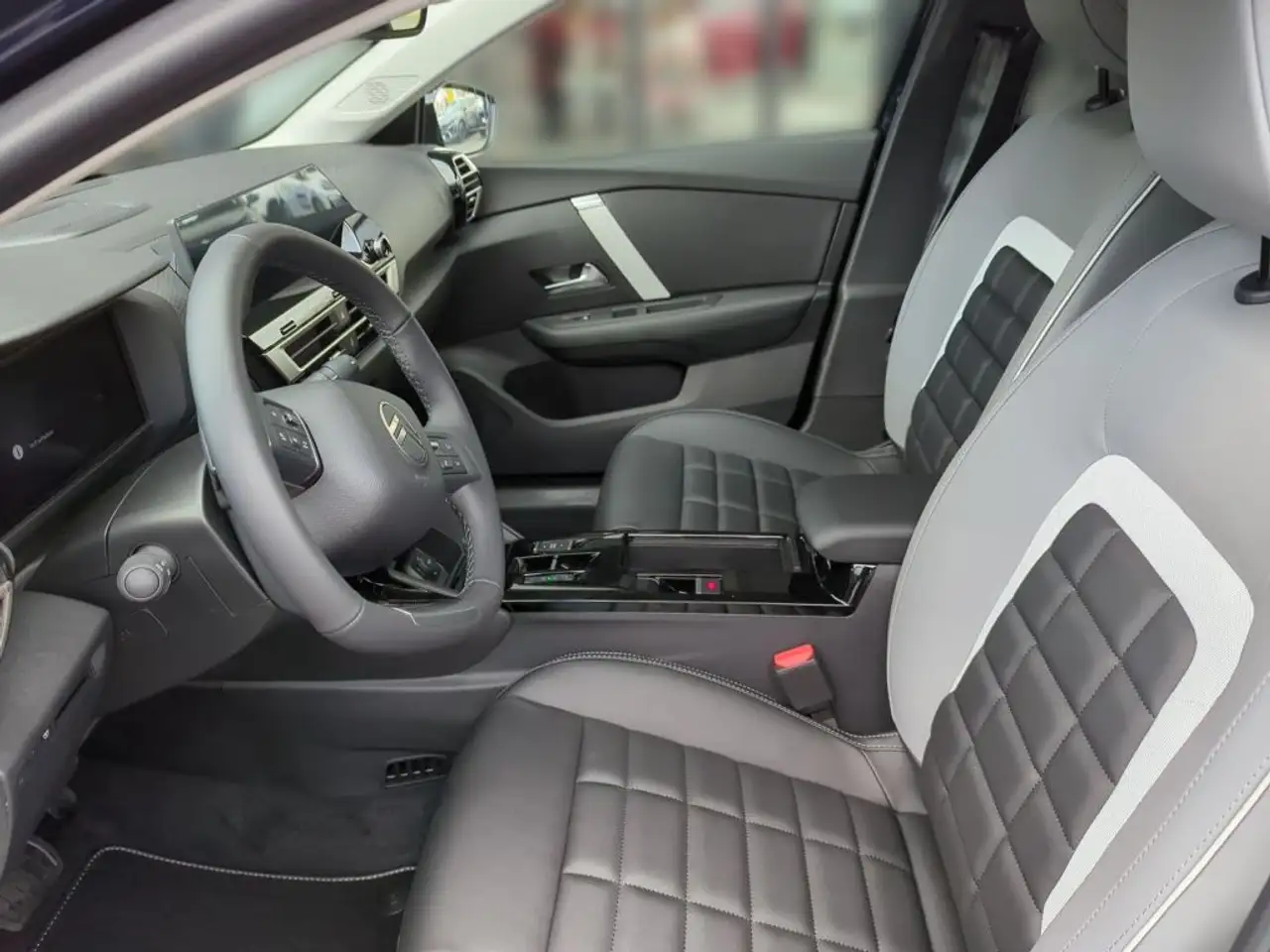 Citroen C4 Hybrid 145 MAX 7